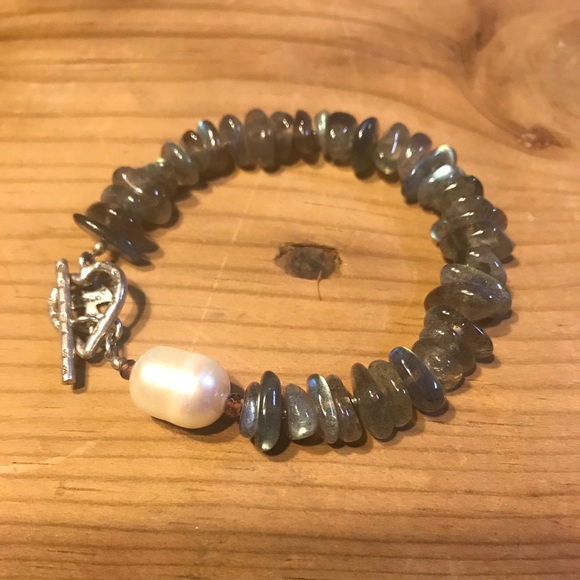 Jewelry - Sundance Catalog Peyote Bird Labradorite/Pearl